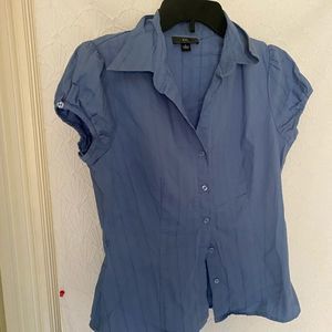 I2!Women Blue button top with collard  size L